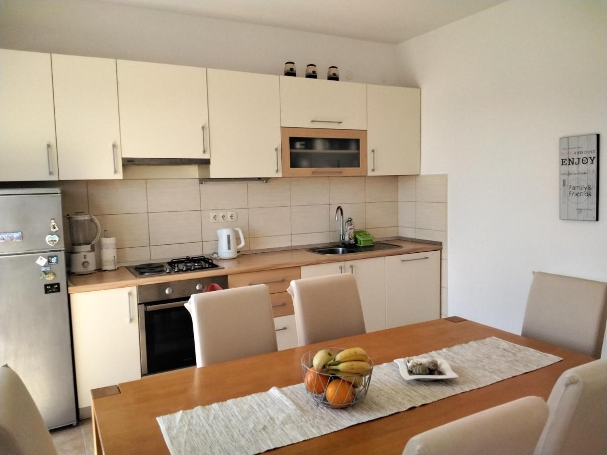 Loris Apartament
